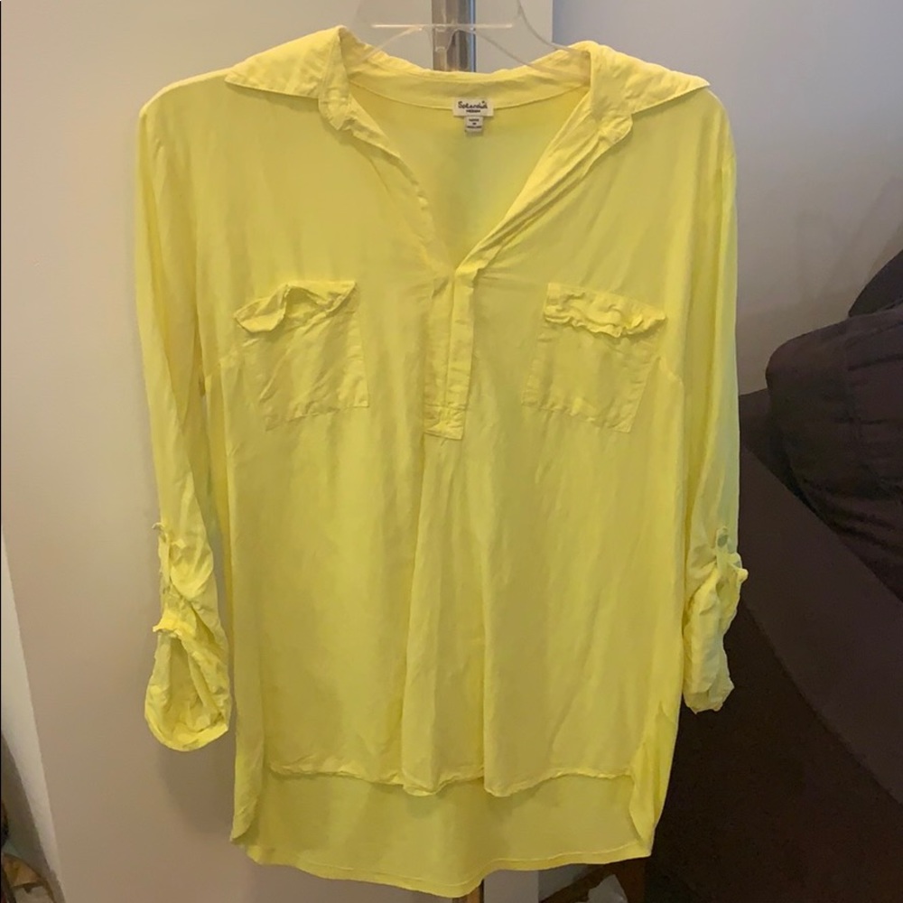 Splendid yellow long-sleeved top.